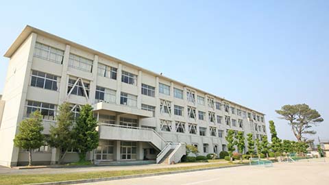 新城有教館高等学校